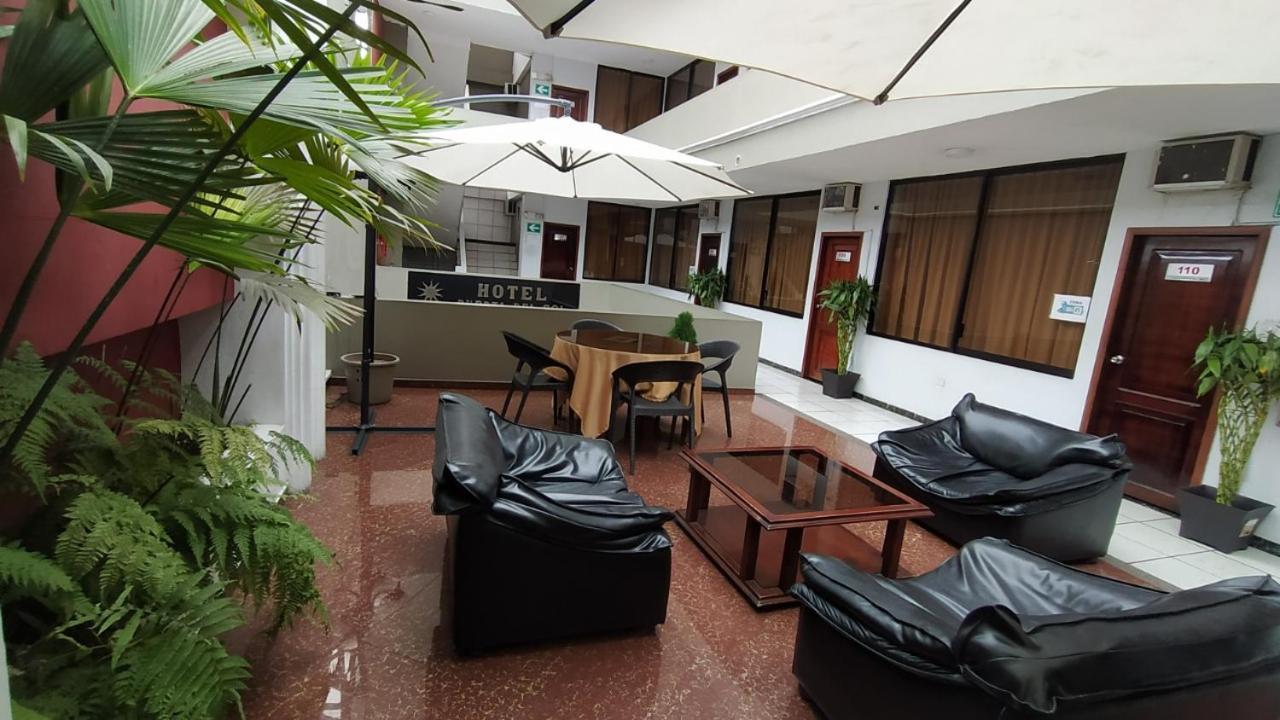 Hotel Puerta Del Sol Santo Domingo de los Colorados Exterior photo